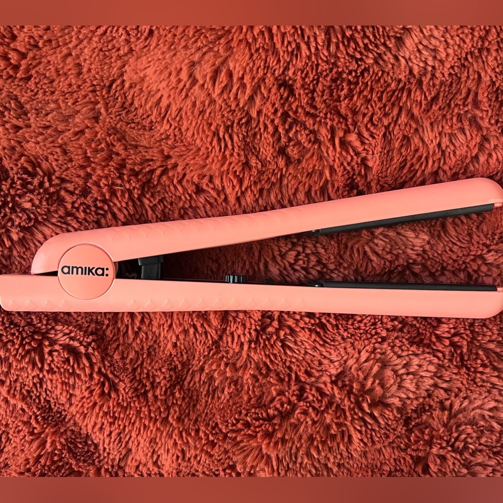 amika Coral Pink Hair Straightener Flat Iron